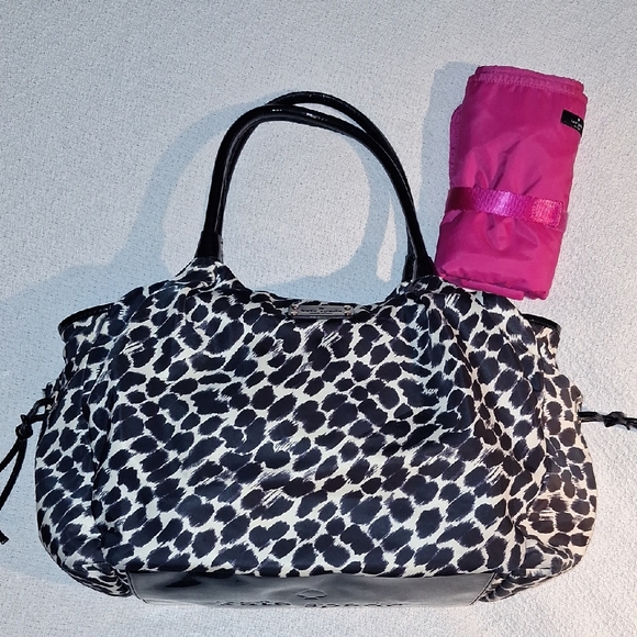 ♠️ Kate Spade Stevie Diaper Bag. Black and white cheetah. Hot pink. - Picture 3 of 17